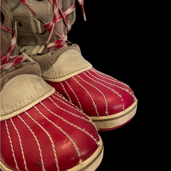 Sorel winter boots quality waterproof winter boots. Brick red w/fur lined upper. - Picture 4 of 7